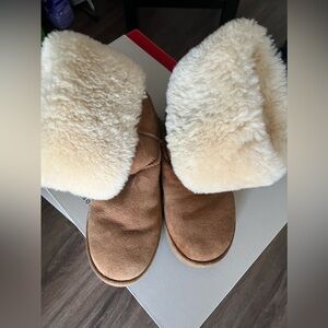 Ugg Women’s Classic Tall Boot (Chestnut color)